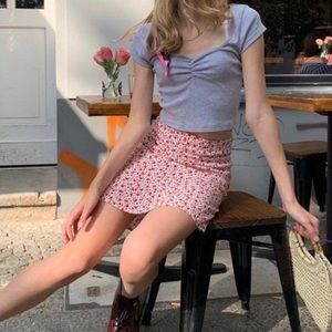 Brandy Melville Clare Skirt White and Red Floral